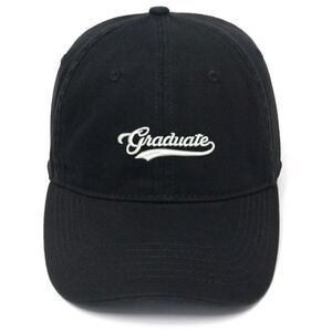 Smart Cap: Stylish Hat with 'Graduate' Embroidered on the Front